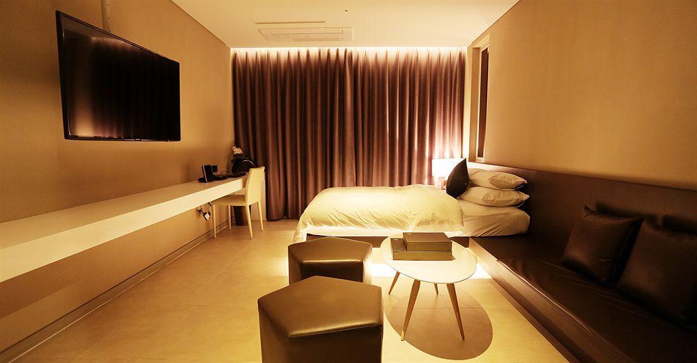 Hotel The Designers Hongdae Seúl Exterior foto